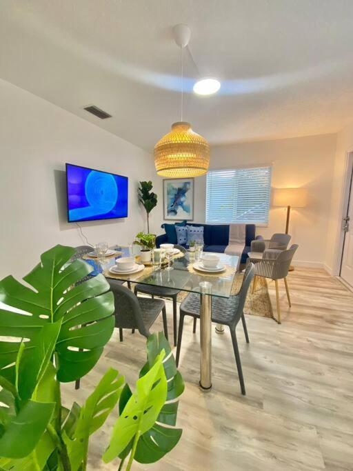 Beautiful & Relax Family House 2/1- Free Parking Villa Miami Ngoại thất bức ảnh