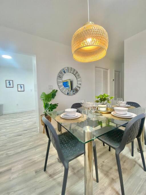 Beautiful & Relax Family House 2/1- Free Parking Villa Miami Ngoại thất bức ảnh